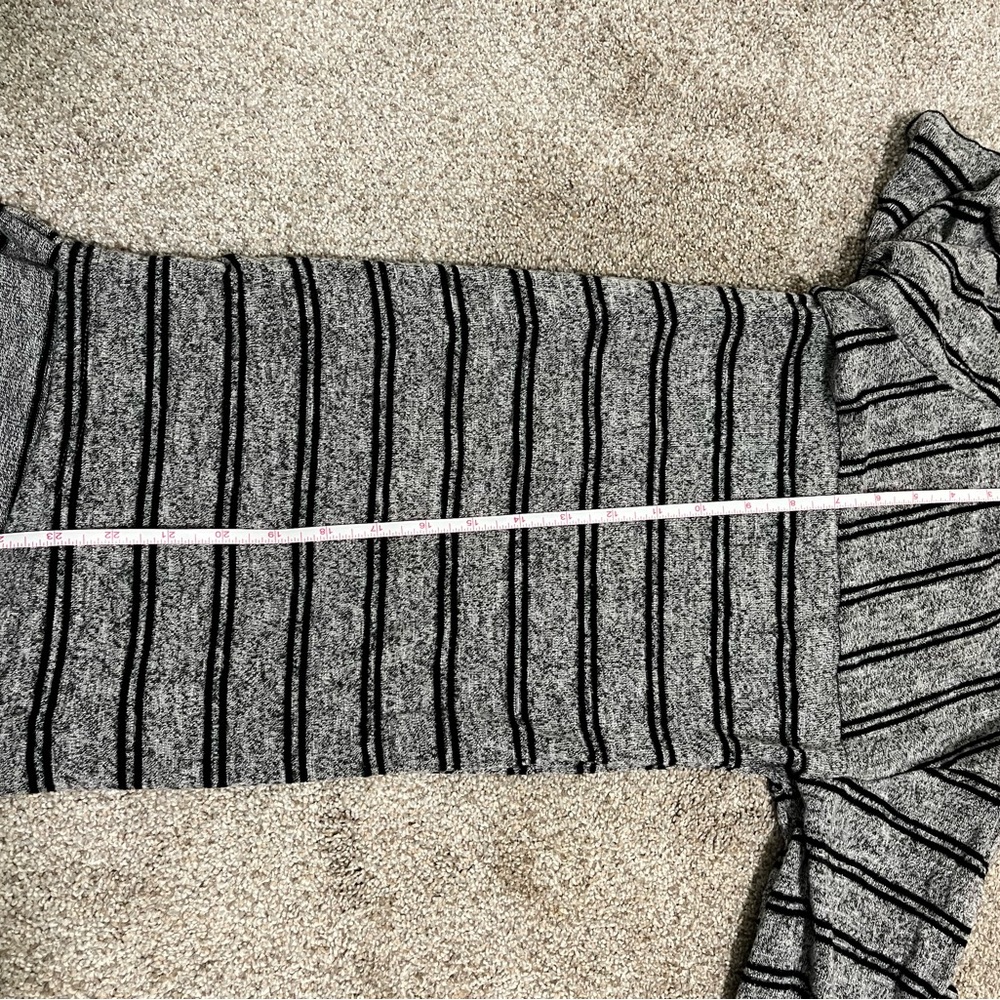 Lou & Grey Gray Striped Blouse - Picture 6 of 8